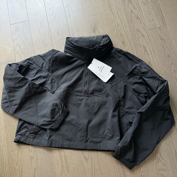NWT lululemon evergreen anorak crop - Picture 2 of 4